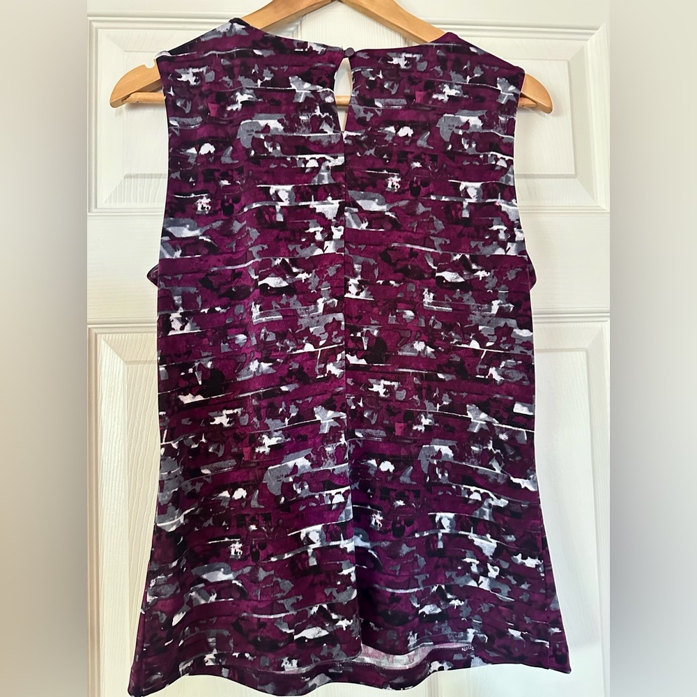 Calvin Klein Plum and Gray Abstract Print Sleeveless Blouse - Picture 6 of 9